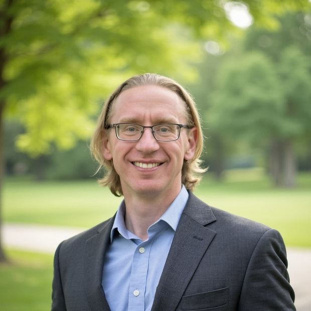 Dr. Derek Hayton, DO